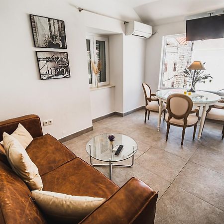 Downtown Luxury Apartments With Hot Tub Vodice Cameră foto
