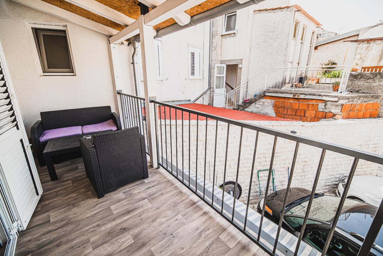Downtown Luxury Apartments With Hot Tub Vodice Exterior foto