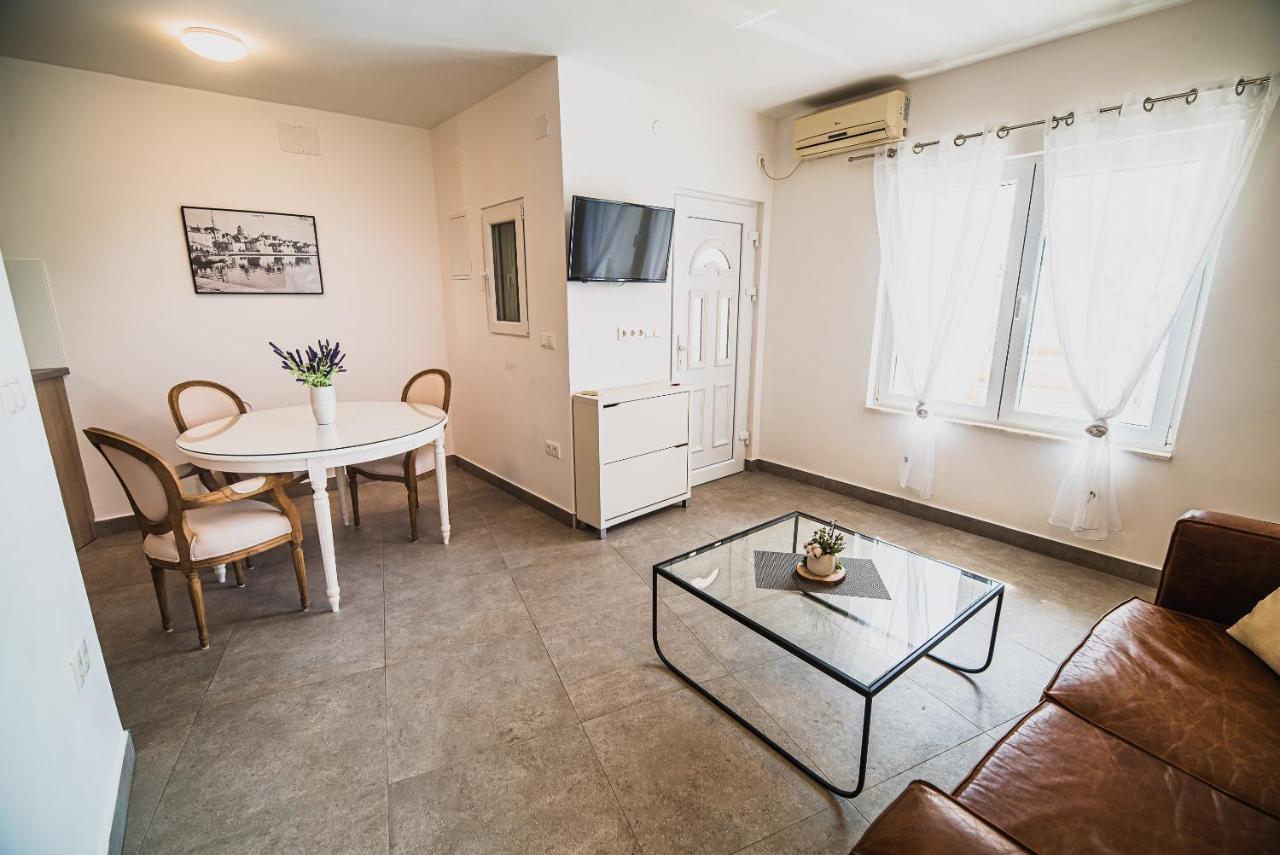 Downtown Luxury Apartments With Hot Tub Vodice Exterior foto