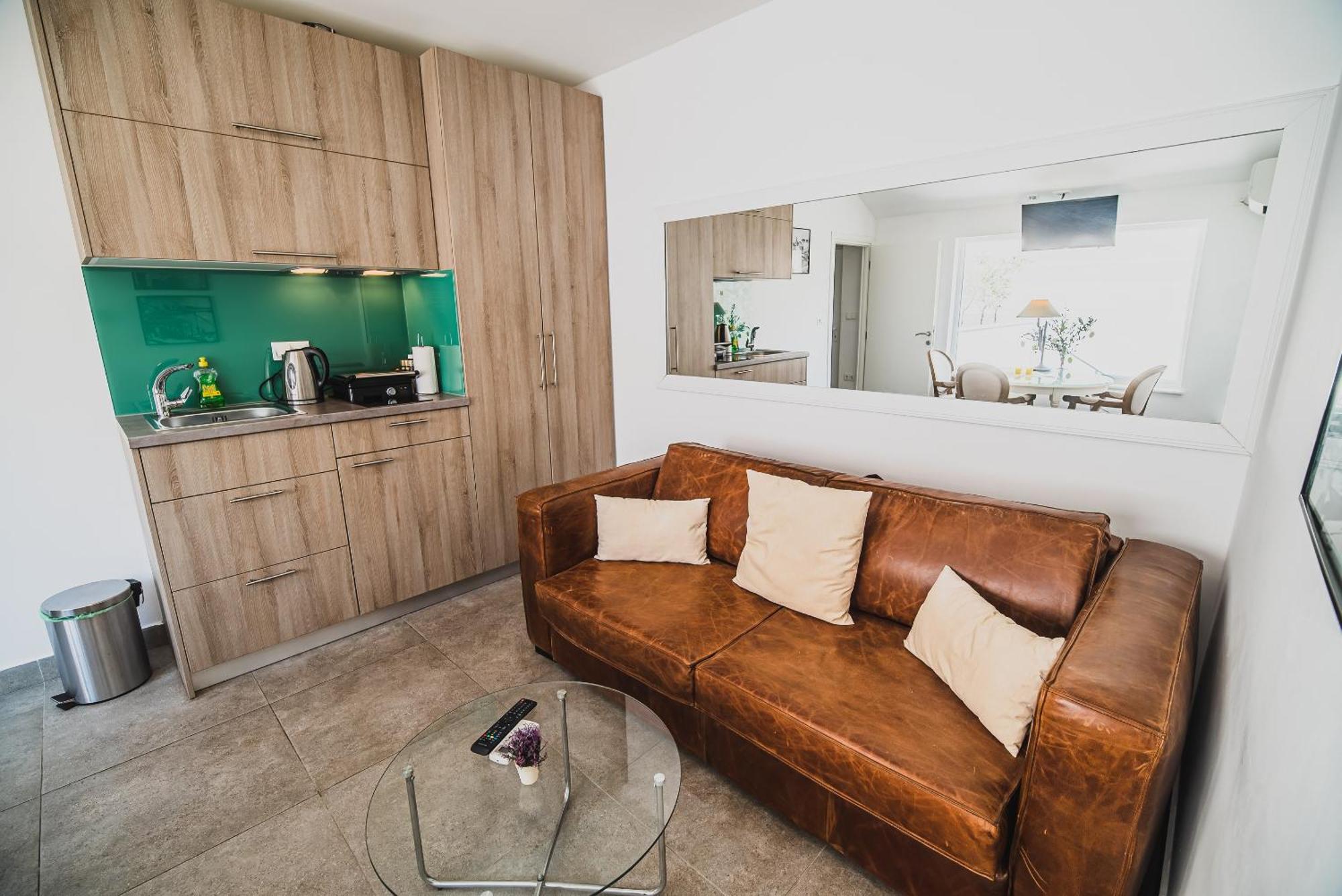 Downtown Luxury Apartments With Hot Tub Vodice Cameră foto